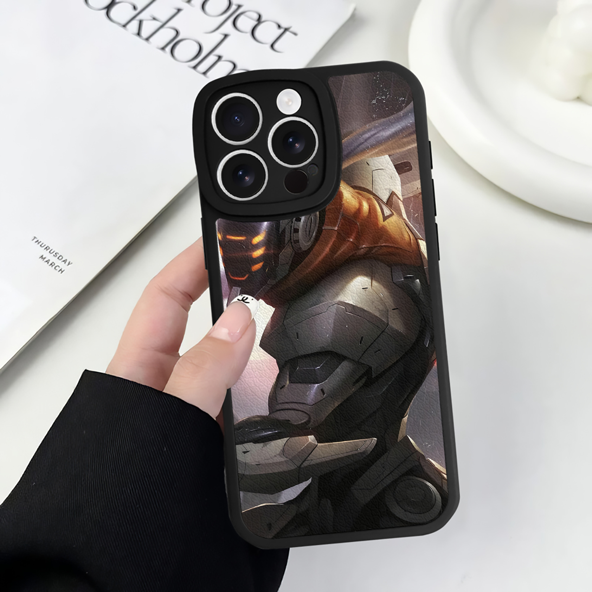 （画像用） リーグ・オブ・レジェンド League of Legends LOL 【iPhone 16シリーズ対応】シリコンスマホケース（レザー調） 材質：シリコン